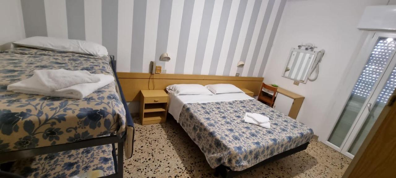 Hotel Franca Misano Adriatico Extérieur photo