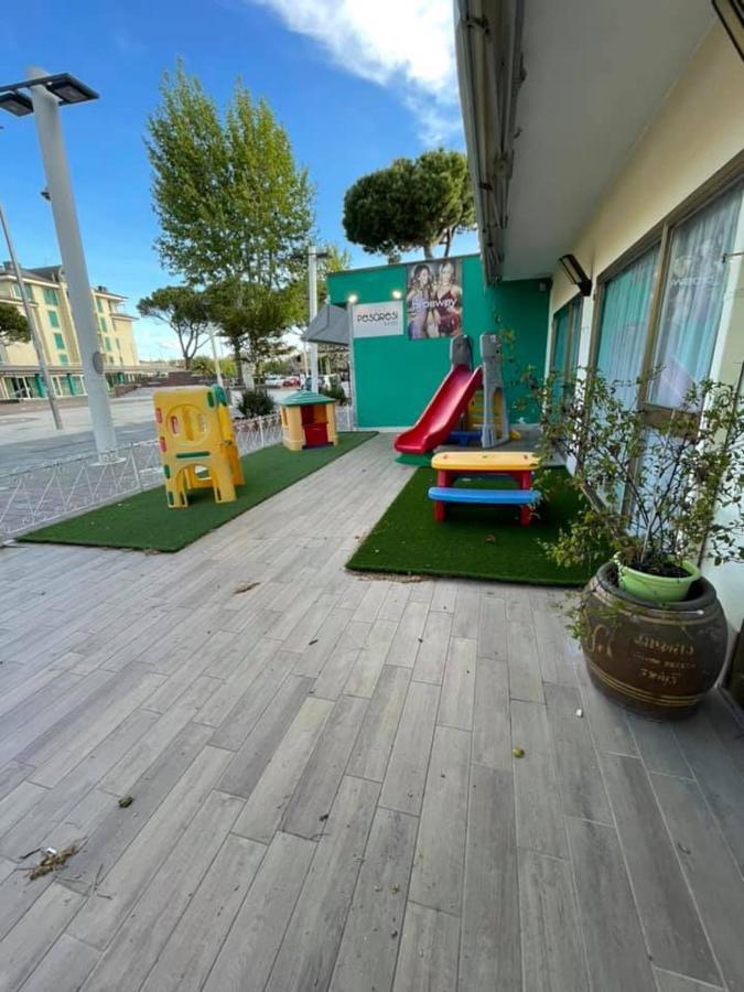 Hotel Franca Misano Adriatico Extérieur photo