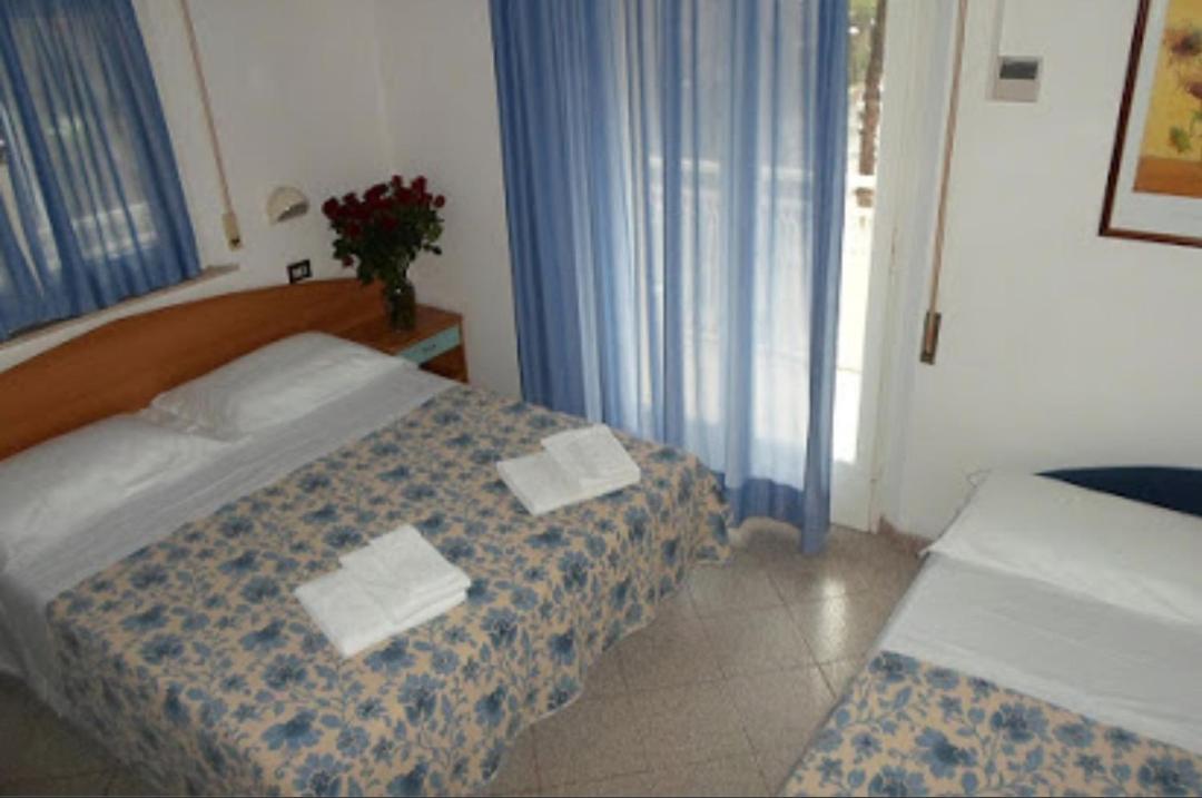 Hotel Franca Misano Adriatico Extérieur photo